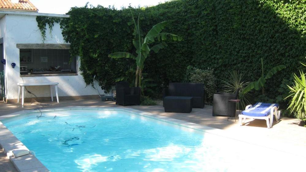 Chambre Seville - Mas Saint-Louis - Piscine Chauffee Aigues-Mortes Kültér fotó